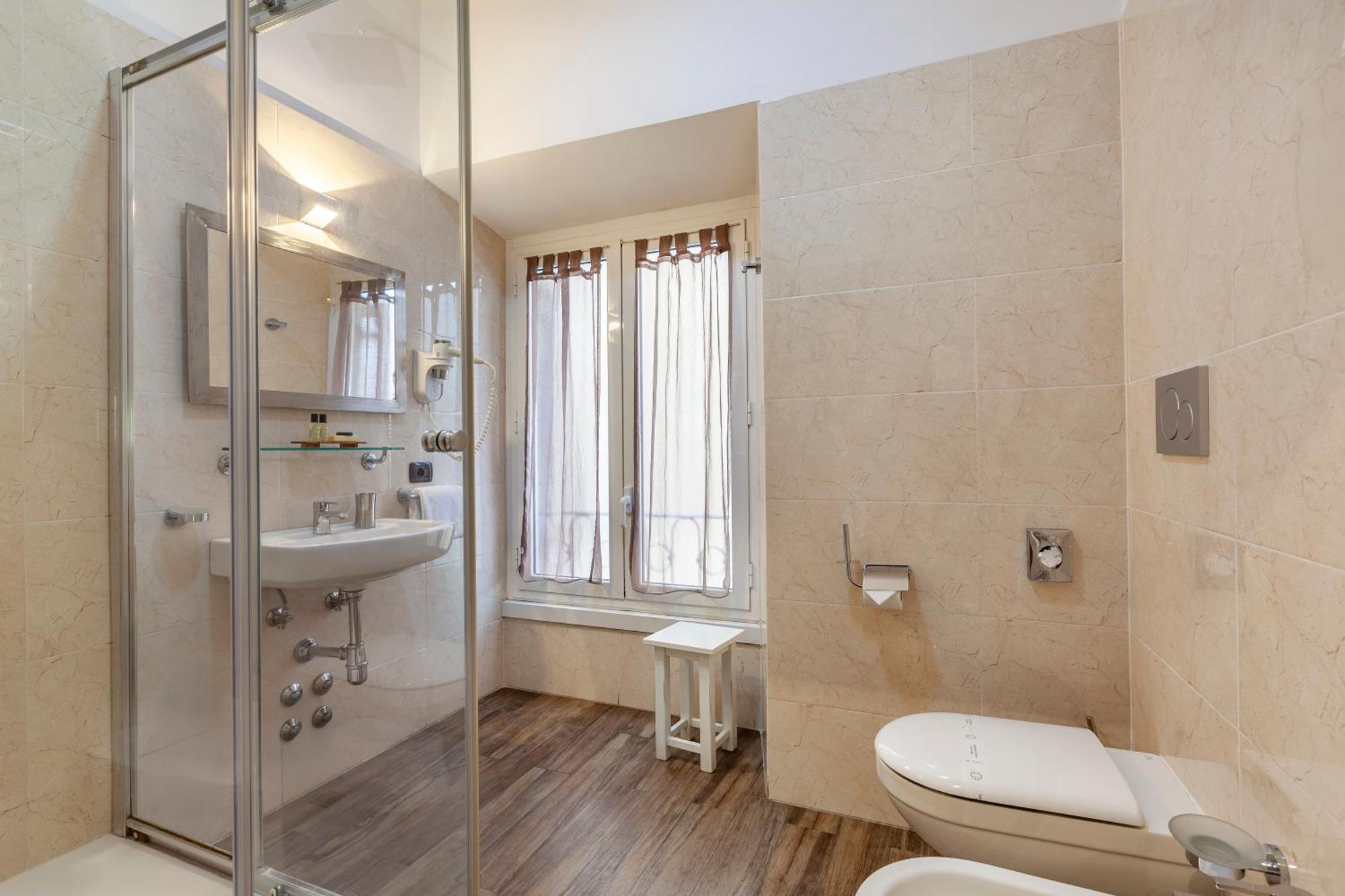 Rooms&suites Rom