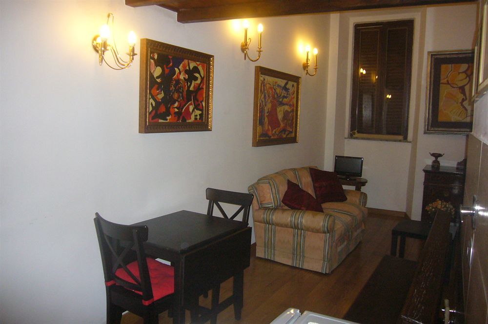 Rooms&suites 2*
